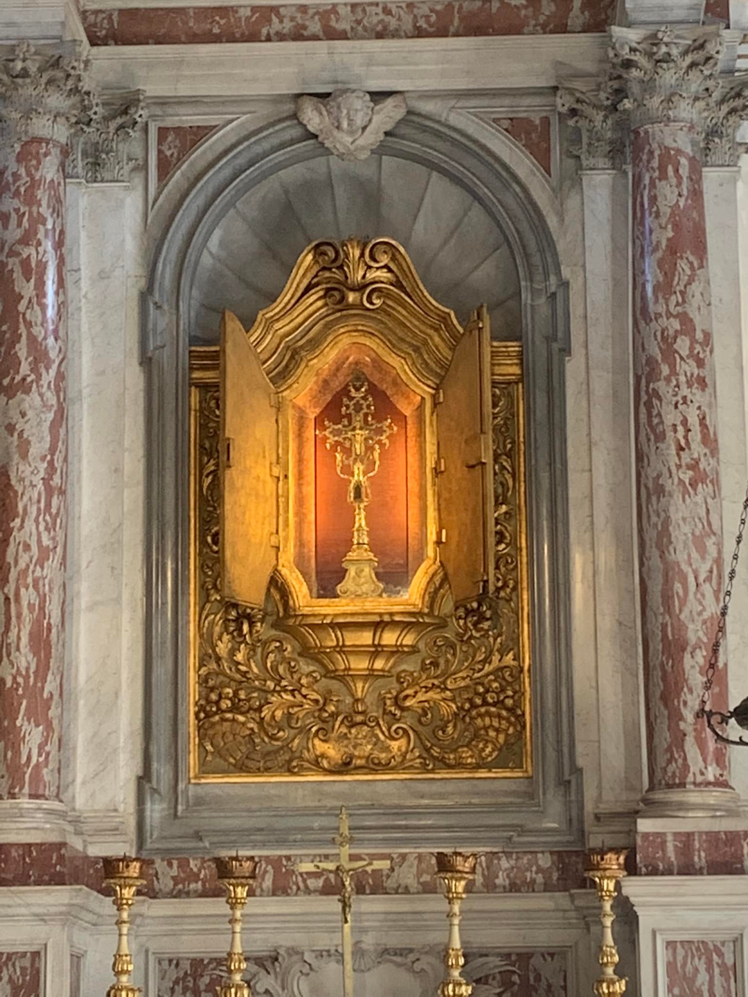 Lo sai che a Venezia c’è la reliquia della Santa Croce?